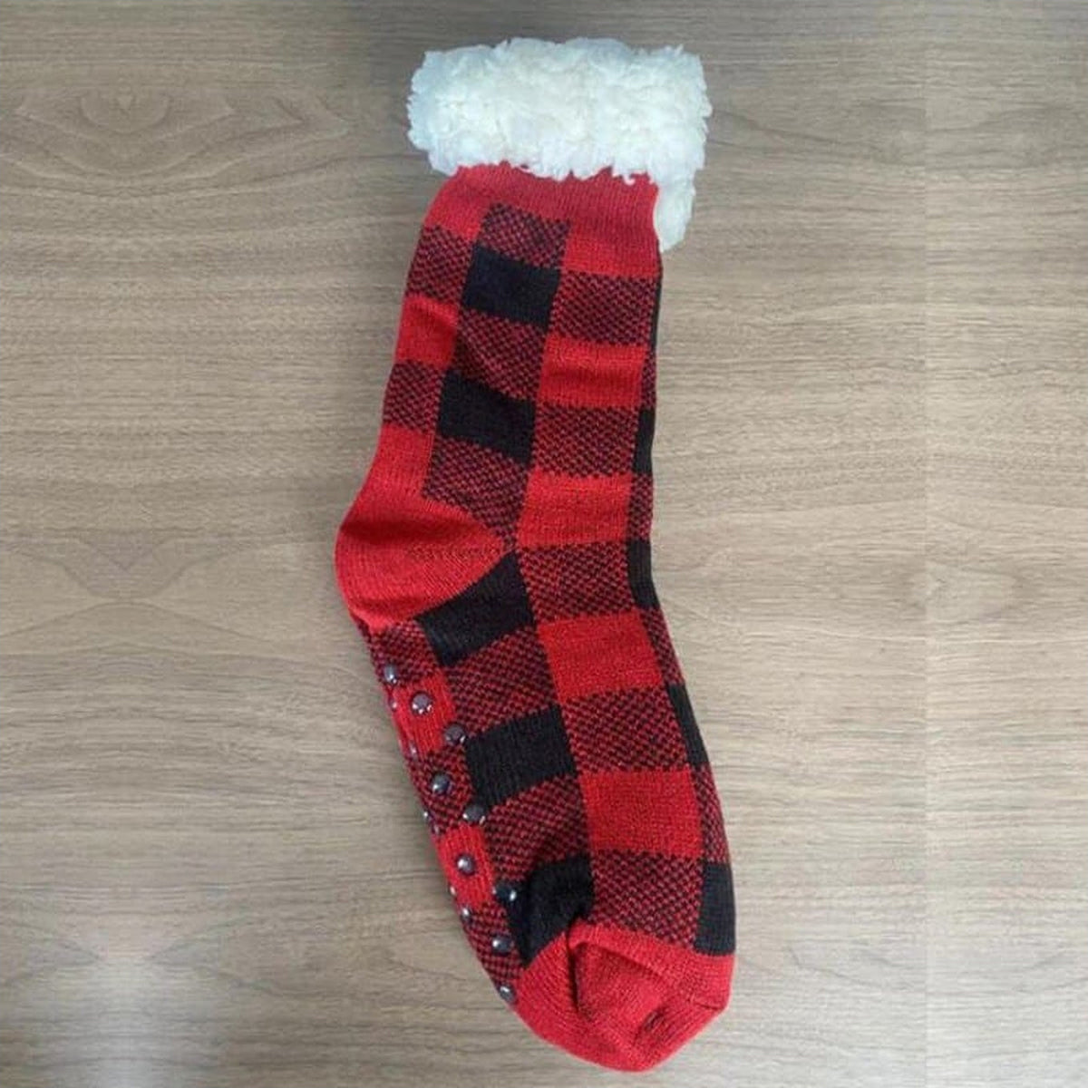 Chaussette rouge à carreaux vue côté semelle antidérapante