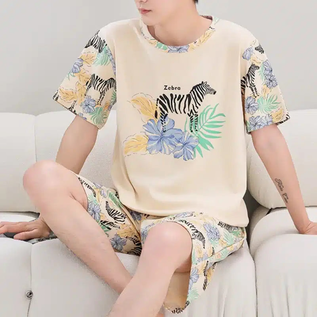 Pyjashort homme vert et beige à motifs nature, modèle Beige à zèbre tropical