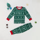 Ensemble enfant du pyjama de Noël vert à motif hivernal, à plat
