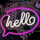 Enseigne lumineuse hello rose allumée