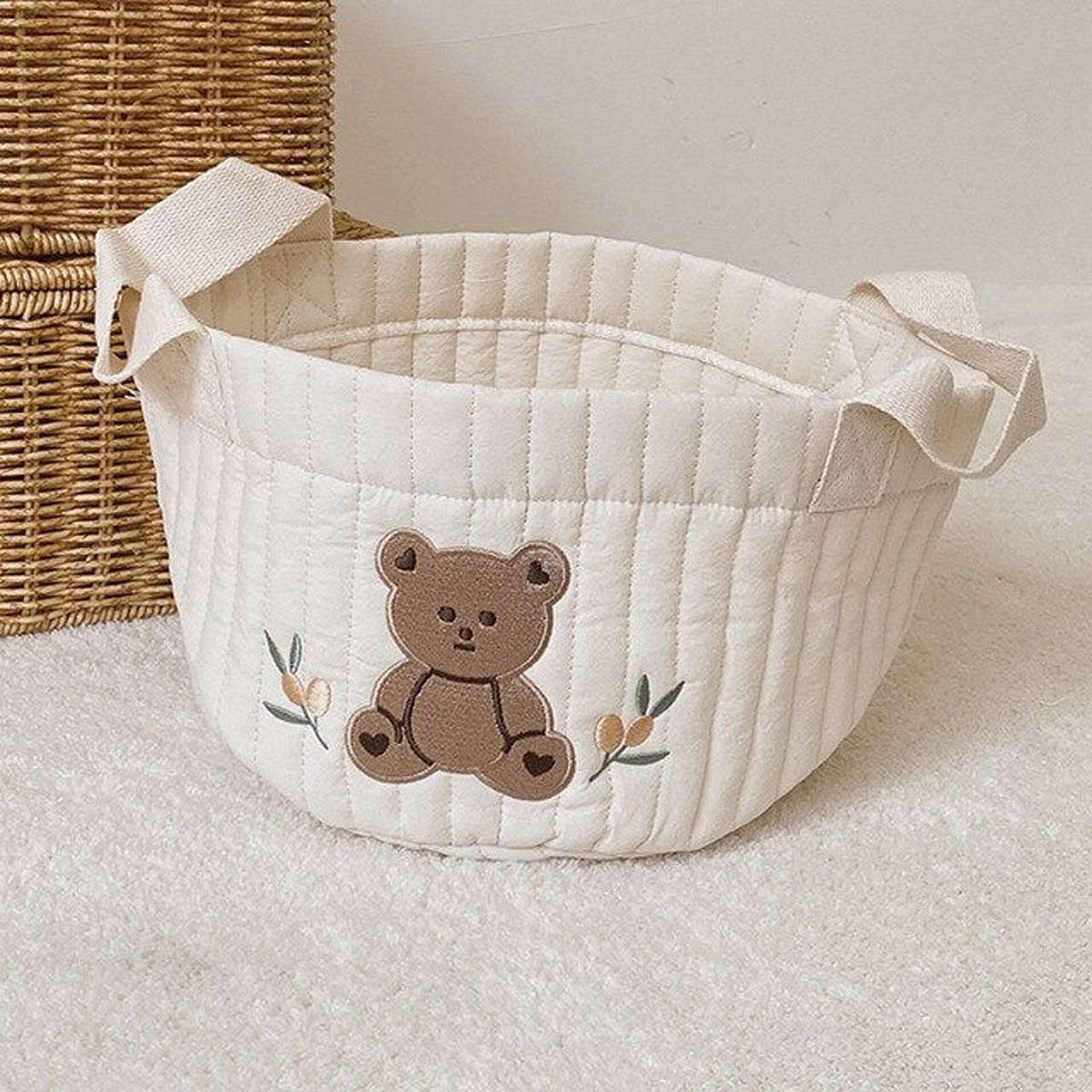 Panière à couches en coton brodé, format S, motif ours brun et feuilles, vue produit