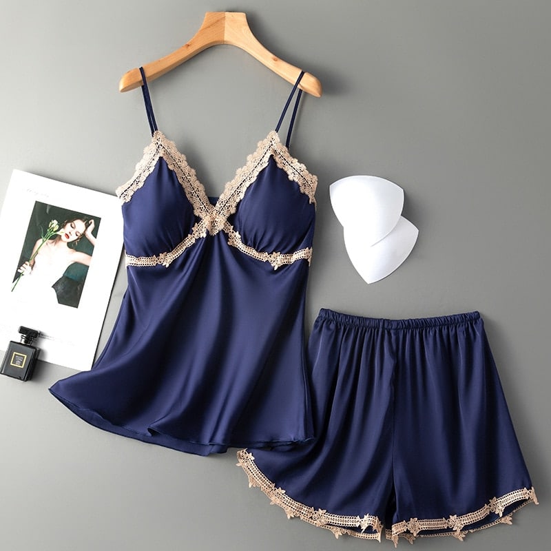 Pyjama d'été sensuel