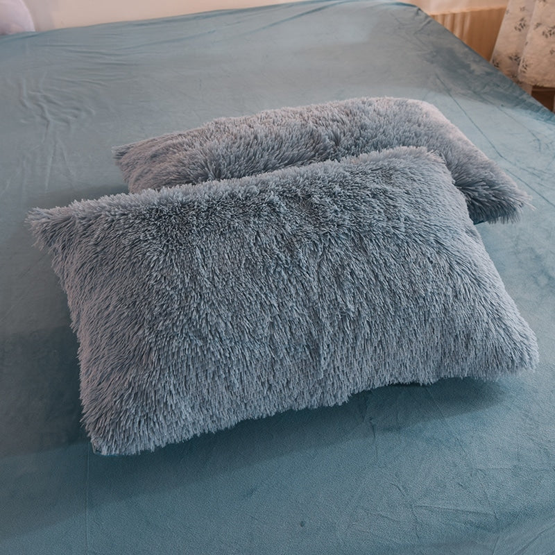 Parure de lit cocooning en fausse fourrure avec draps plat Image