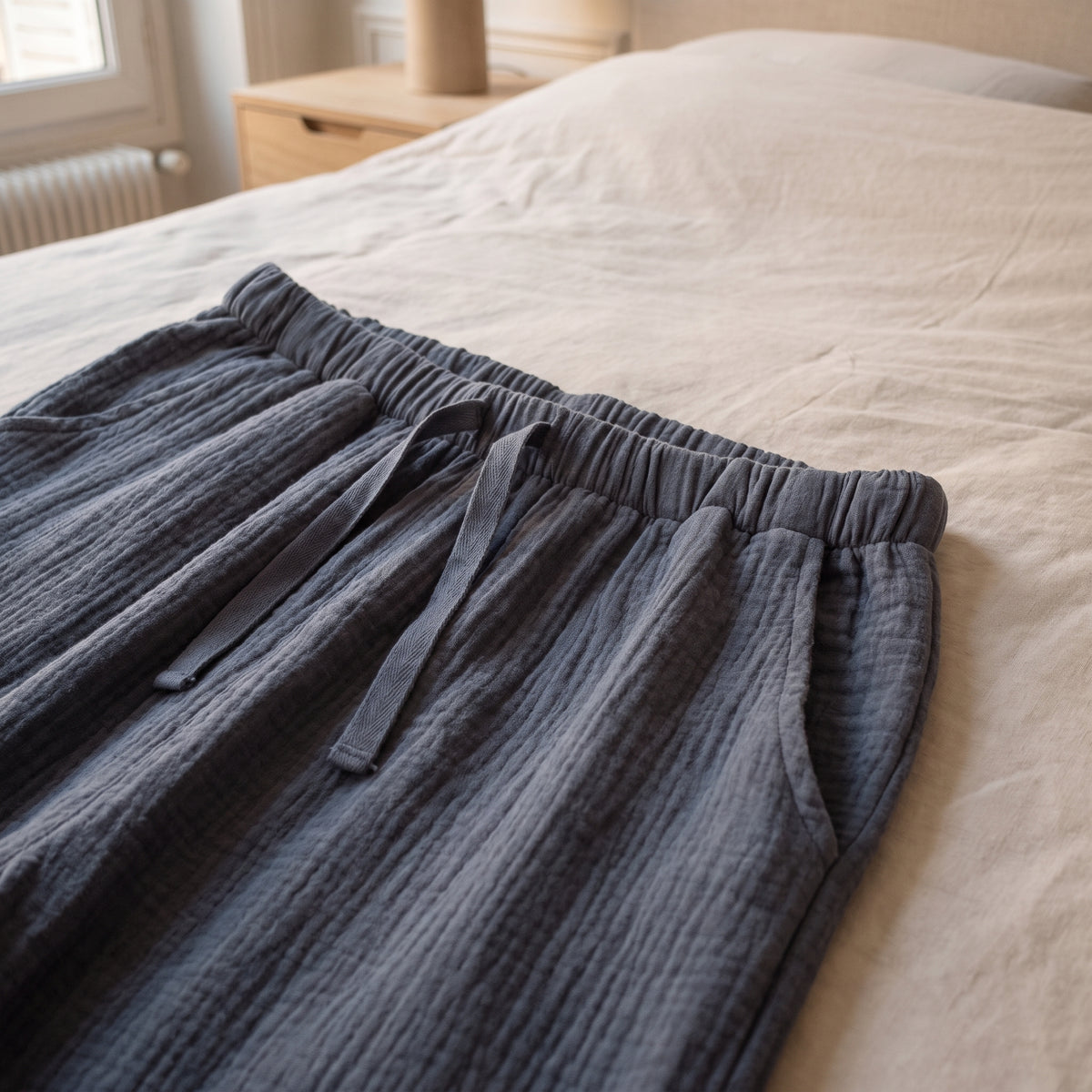 Ceinture élastiquée et cordon de serrage du pantalon d'intérieur en gaze de coton Image