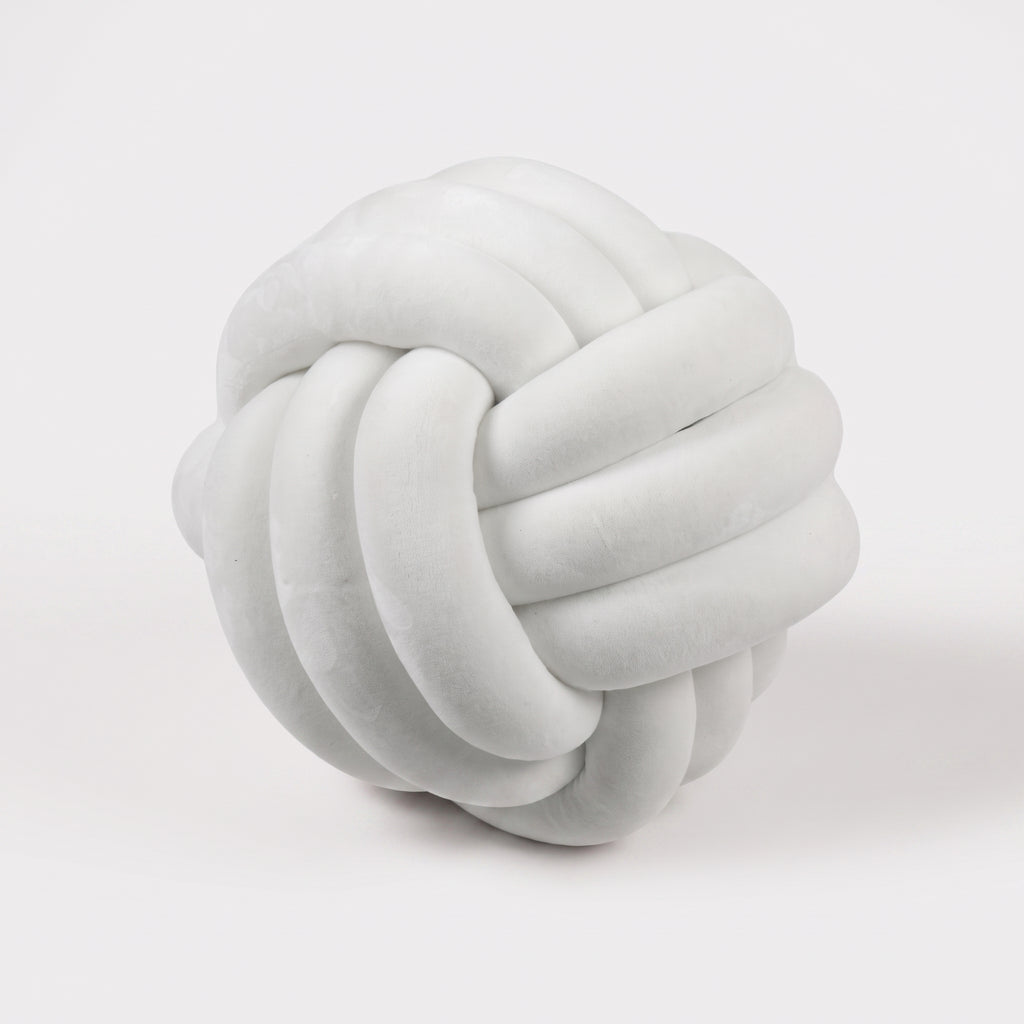 Coussin nœud en velours blanc, boule tressée de 20 cm