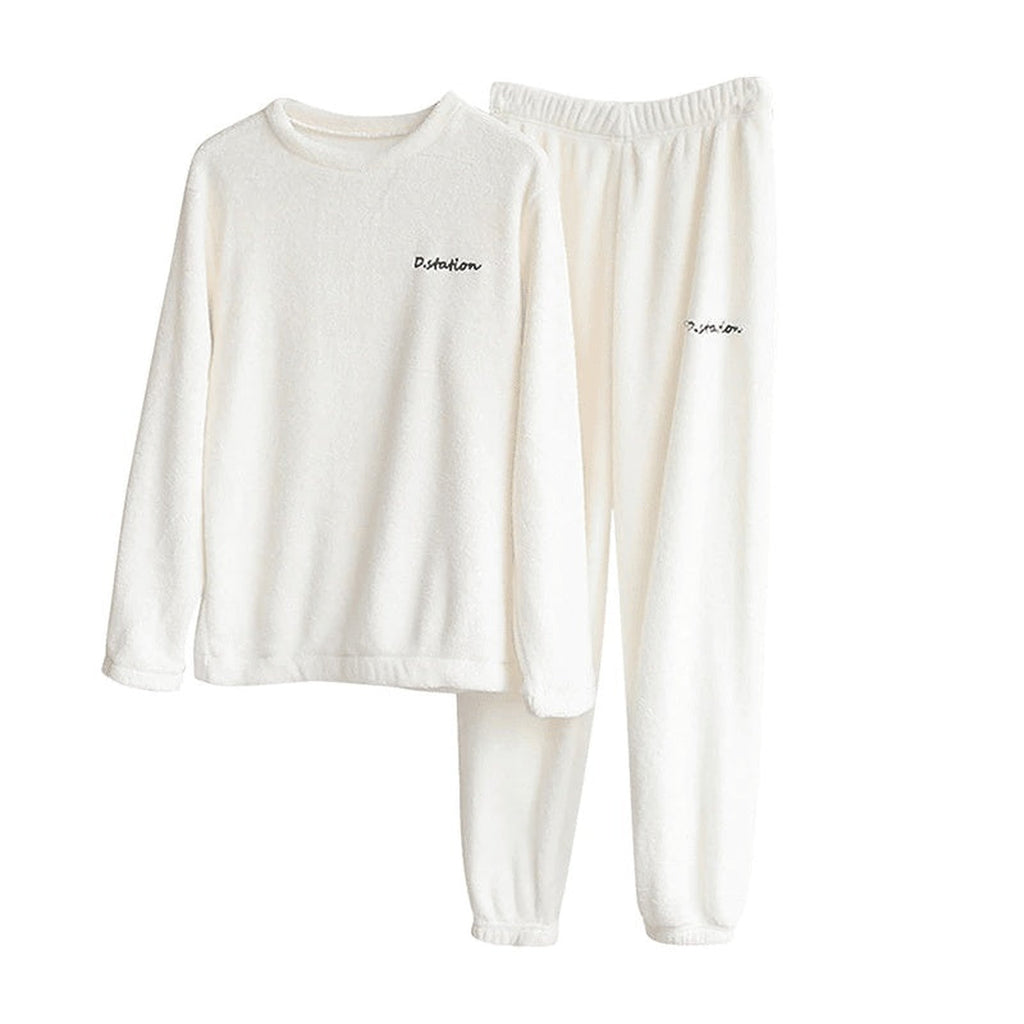 Pyjama de velours blanc, haut et pantalon, sans mannequin