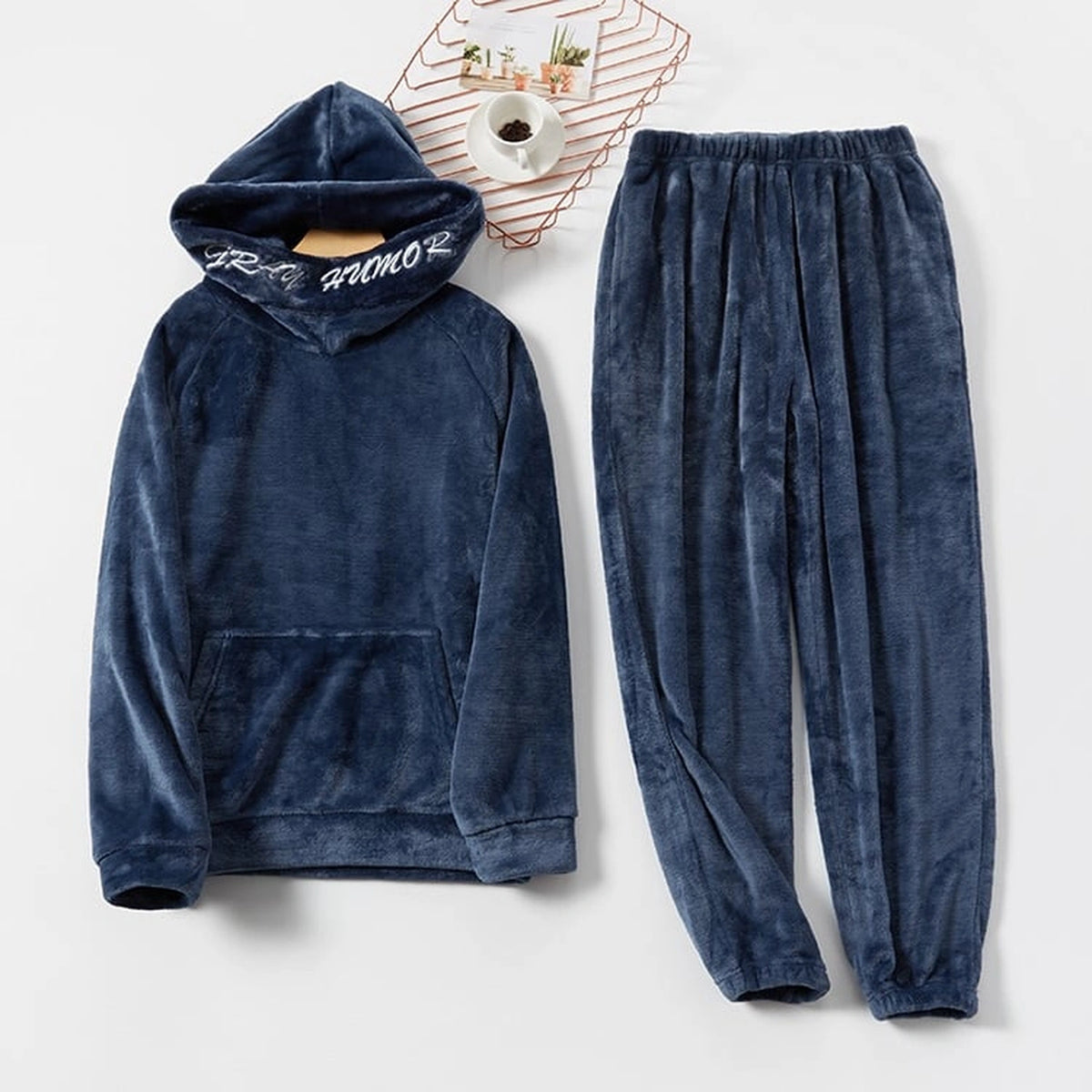 Ensemble pyjama bleu à capuche avec pantalon assorti