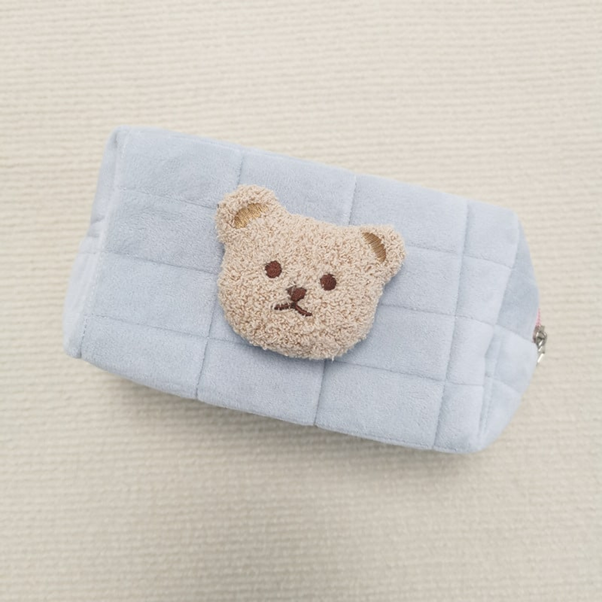 Trousse de toilette matelassée bleu ciel Image
