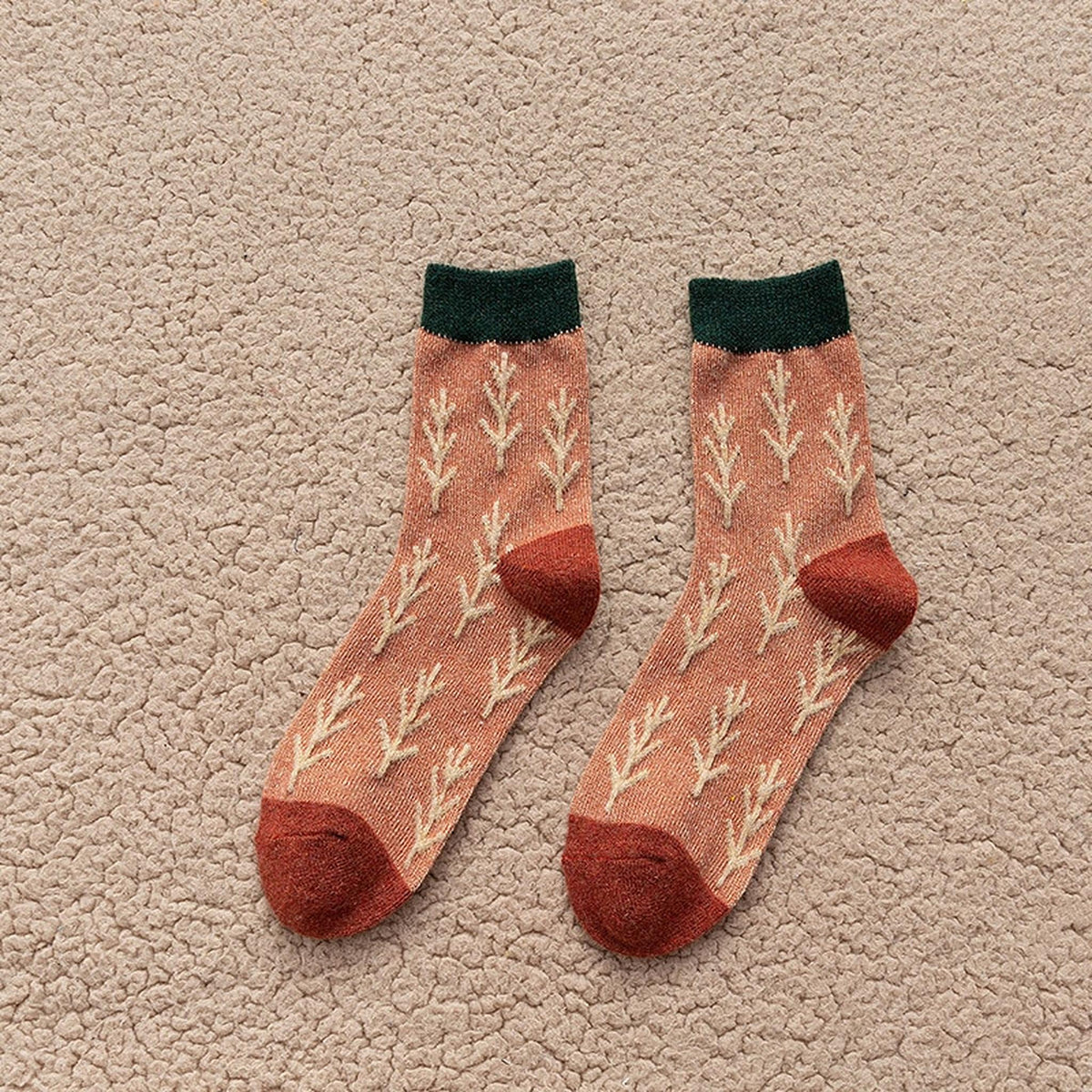 Chaussettes orange à motif feuillage vue de face Image