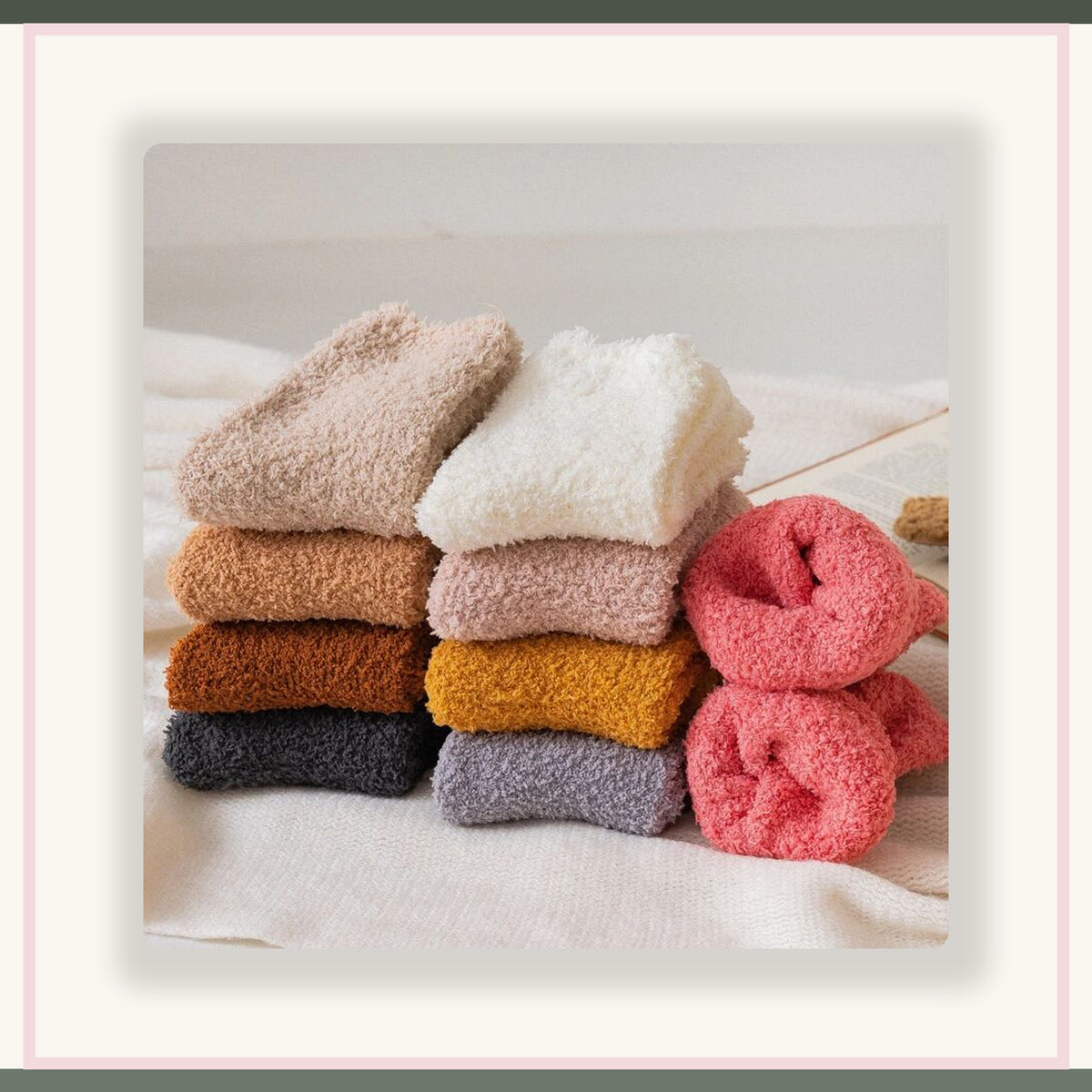 Détail de la surface bouclée des chaussettes duveteuses Image