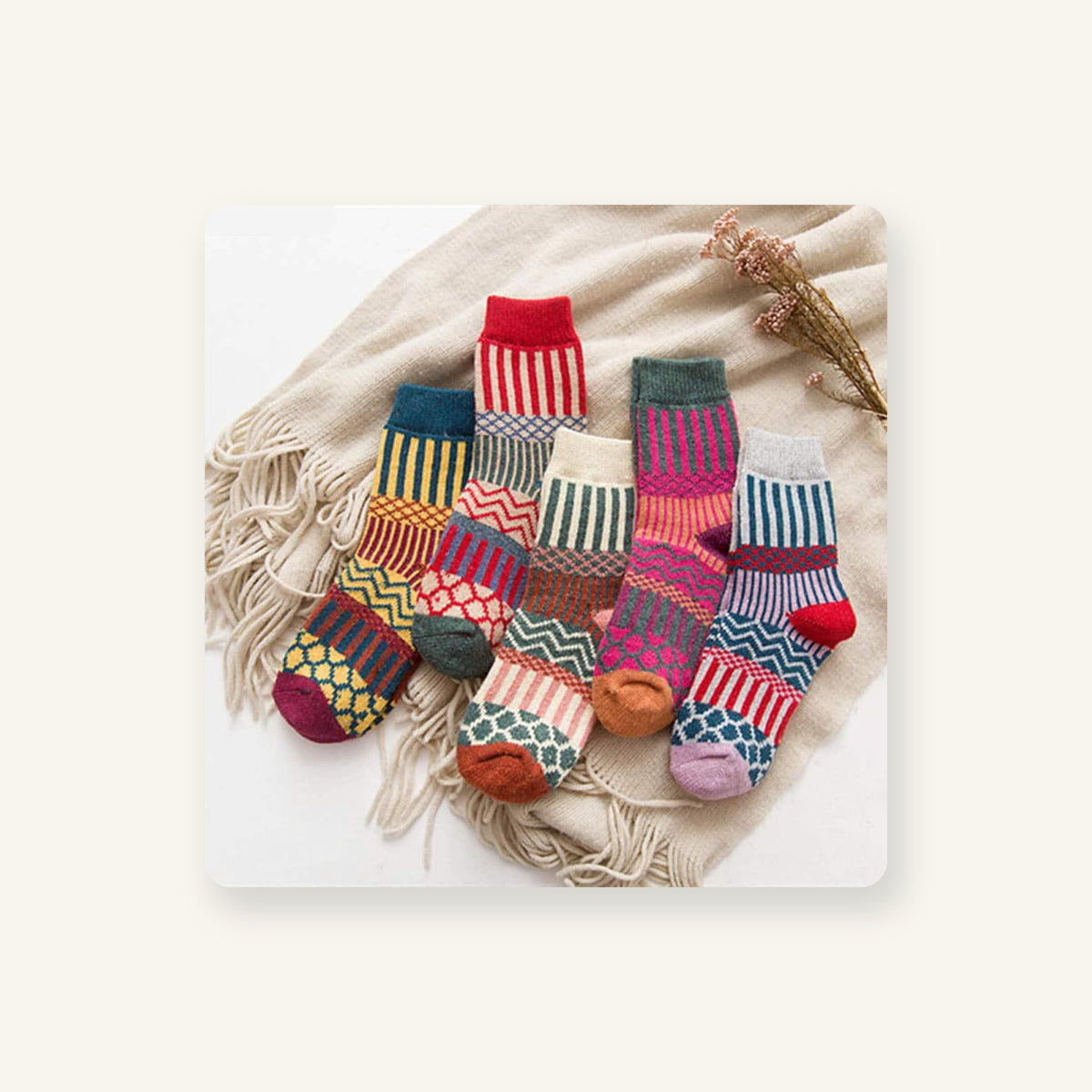 Les cinq motifs des chaussettes à motifs chaudes femme Image