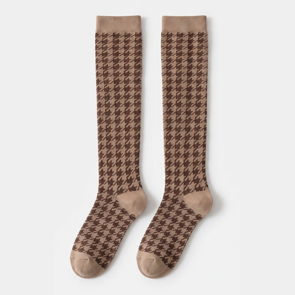 Paire de chaussettes marron à motif pied-de-poule
