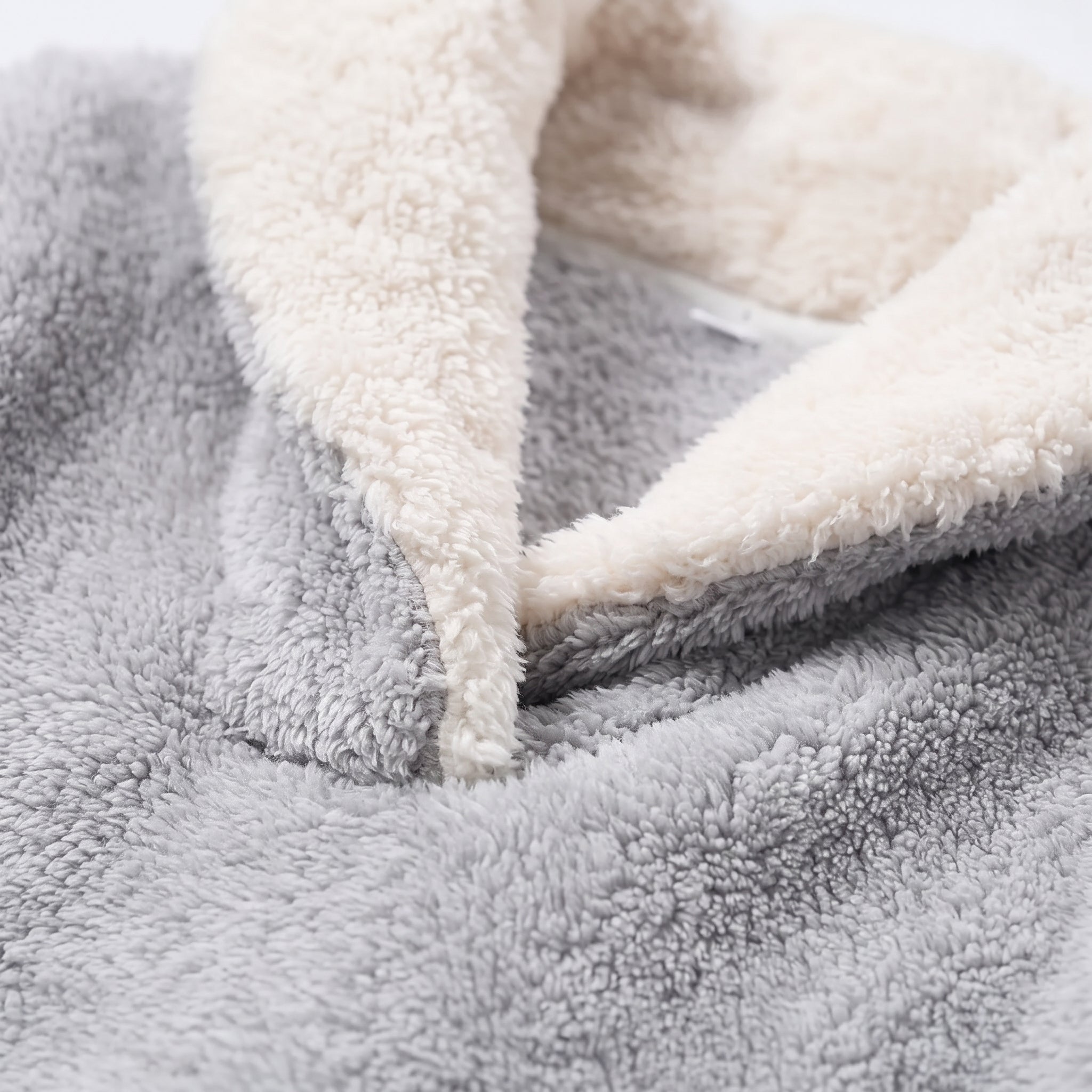 Col châle écru et flanelle pelucheuse du pyjama femme gris Image
