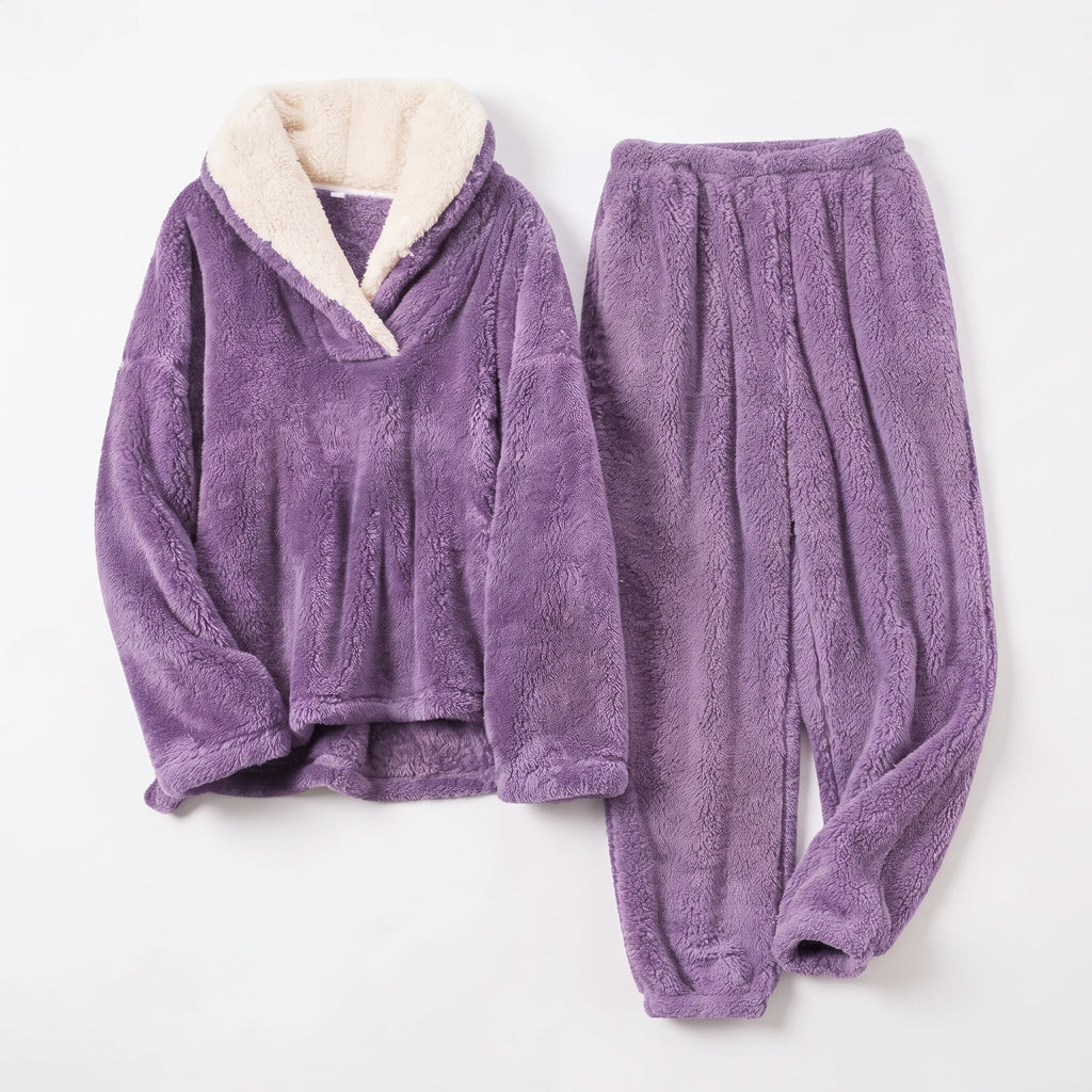 Ensemble pyjama femme violet avec haut et pantalon en flanelle pelucheuse