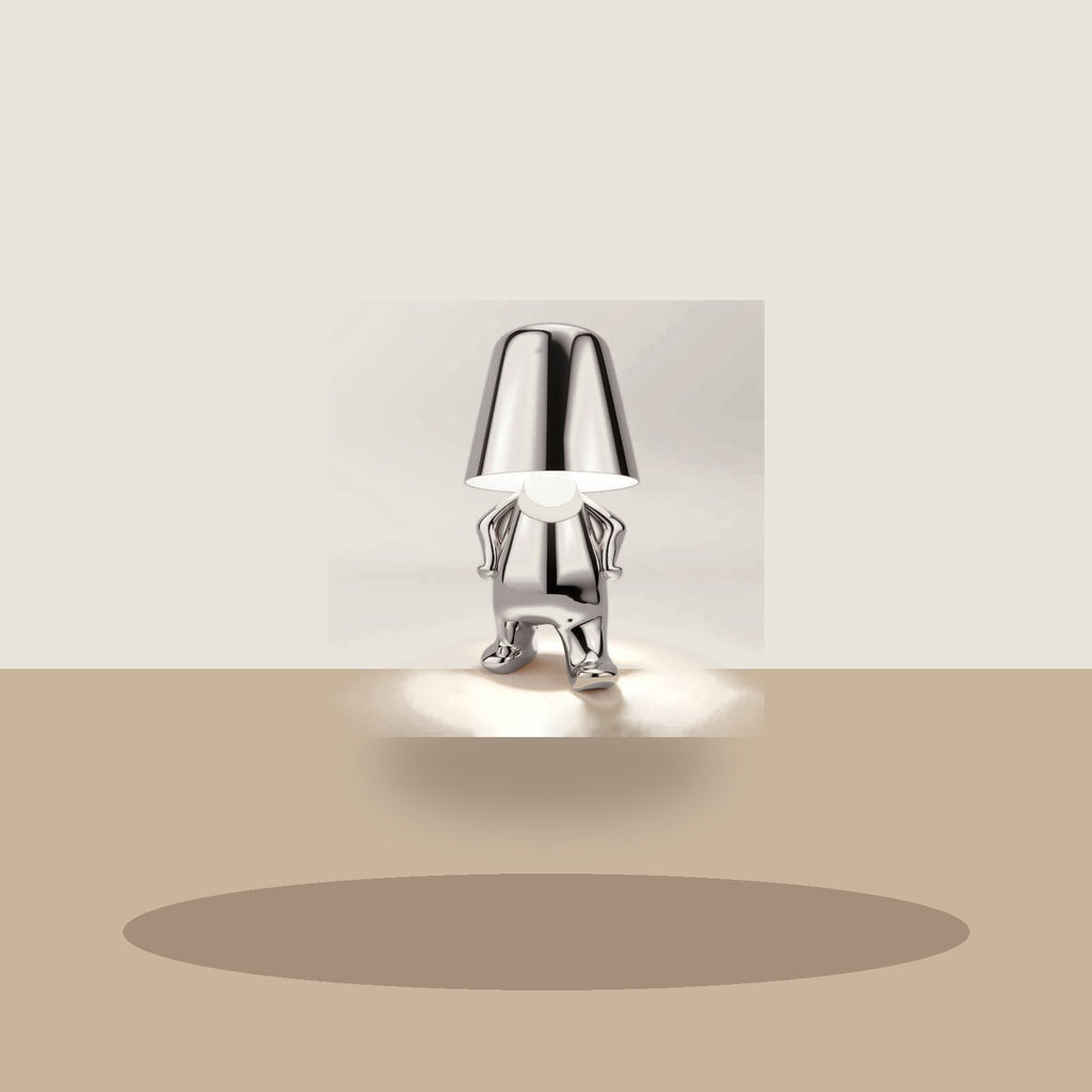 Lampe figurine modèle Lucas en finition argentée
