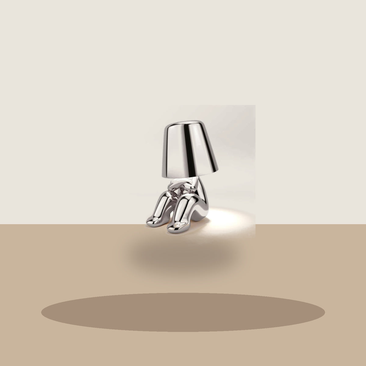Lampe figurine modèle Alexis en finition argentée