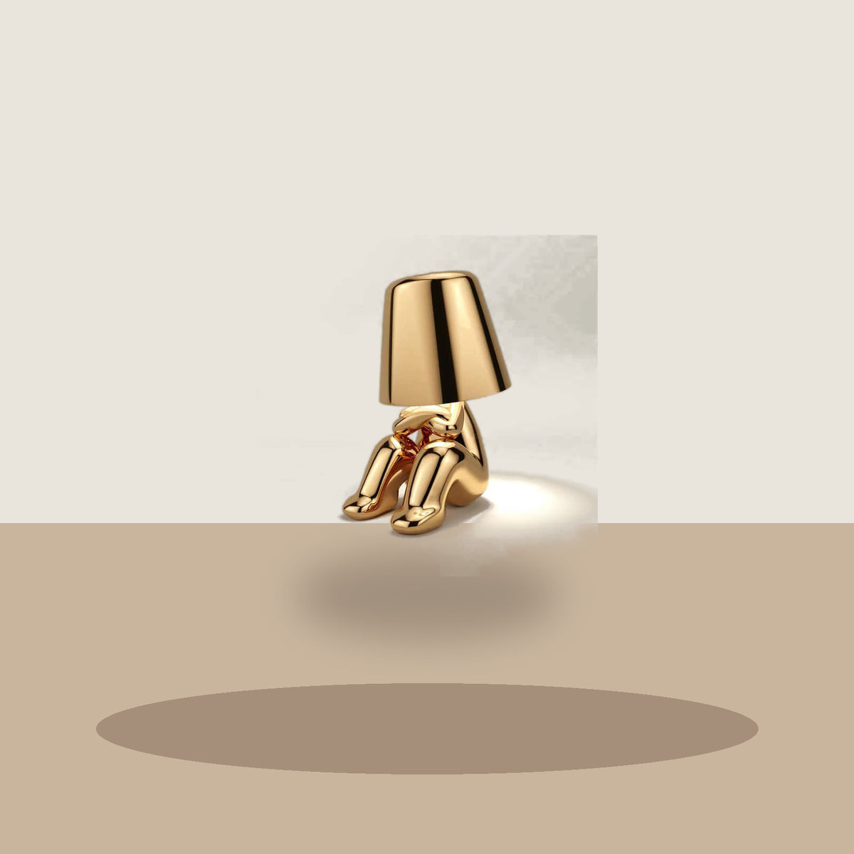 Lampe figurine modèle Alexis en finition dorée