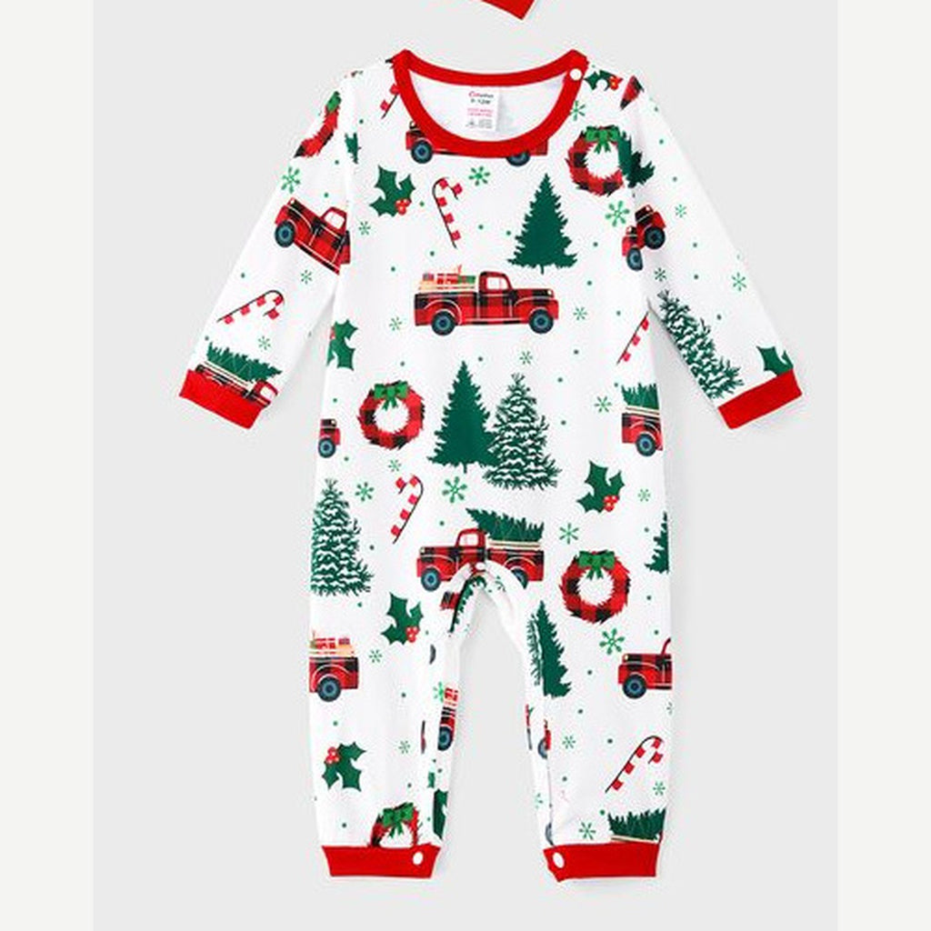 Combinaison bébé du pyjama de Noël sapins et voitures
