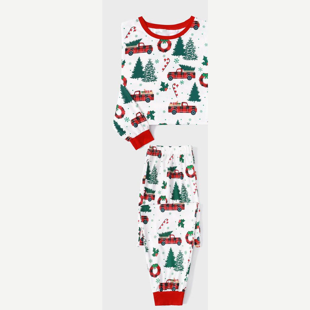 Format femme du pyjama de Noël sapins et voitures
