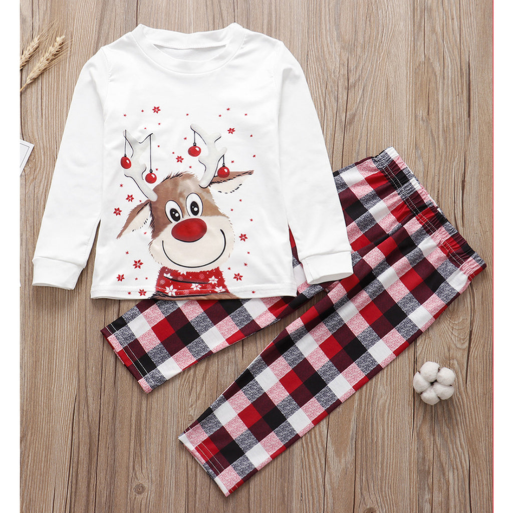 Ensemble haut et pantalon du pyjama de Noël familial