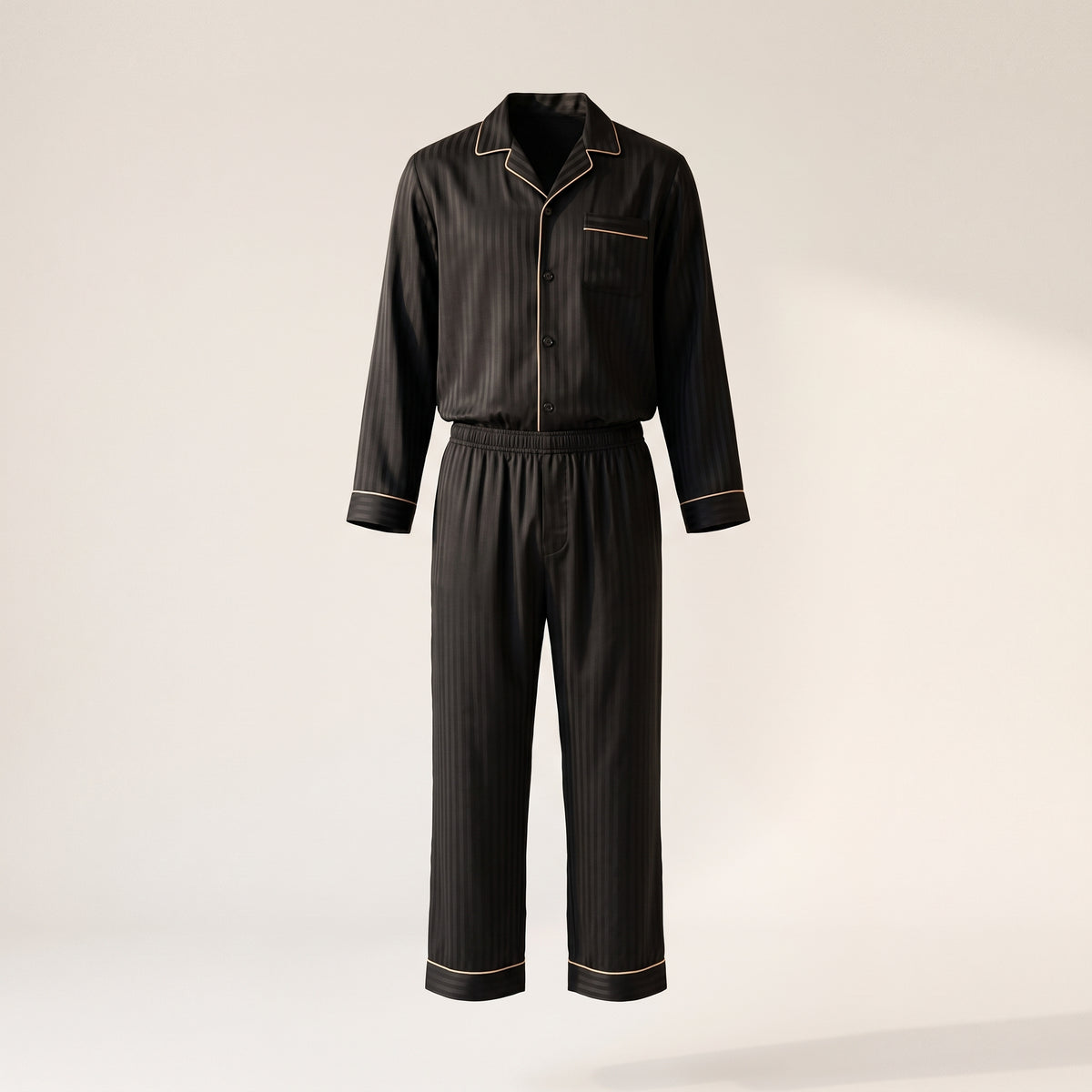 Pyjama homme rayé noir en ghost sur fond blanc cassé uni