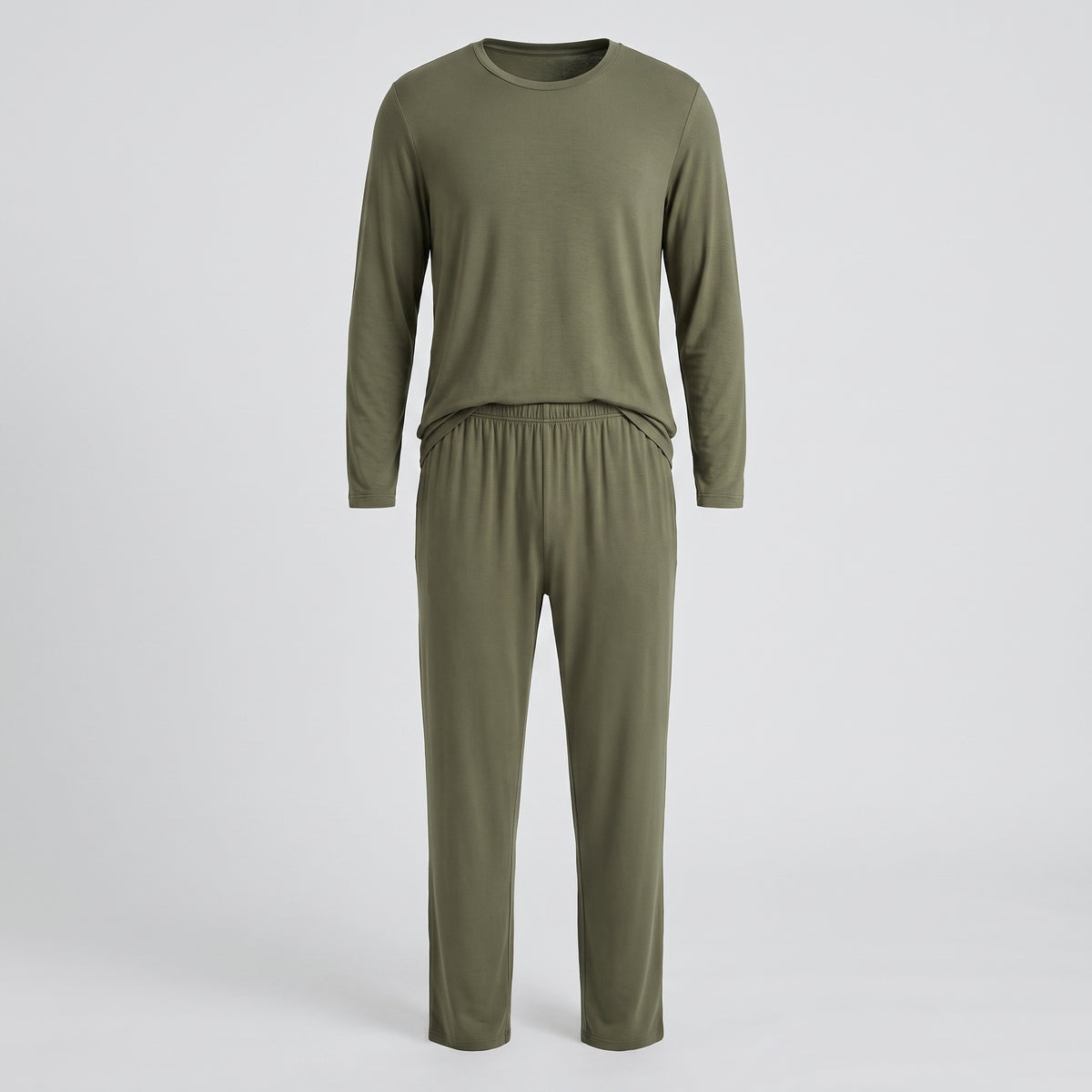 Ensemble de pyjama mi-saison homme vert vu de face, la coupe entière