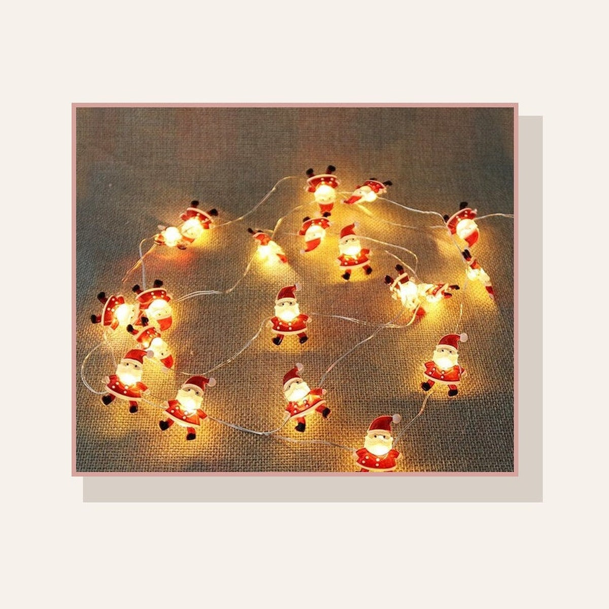 Guirlande lumineuse de Noël, modèle pères Noël