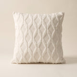 Housse de coussin à poils longs blanche, motif de losanges en relief