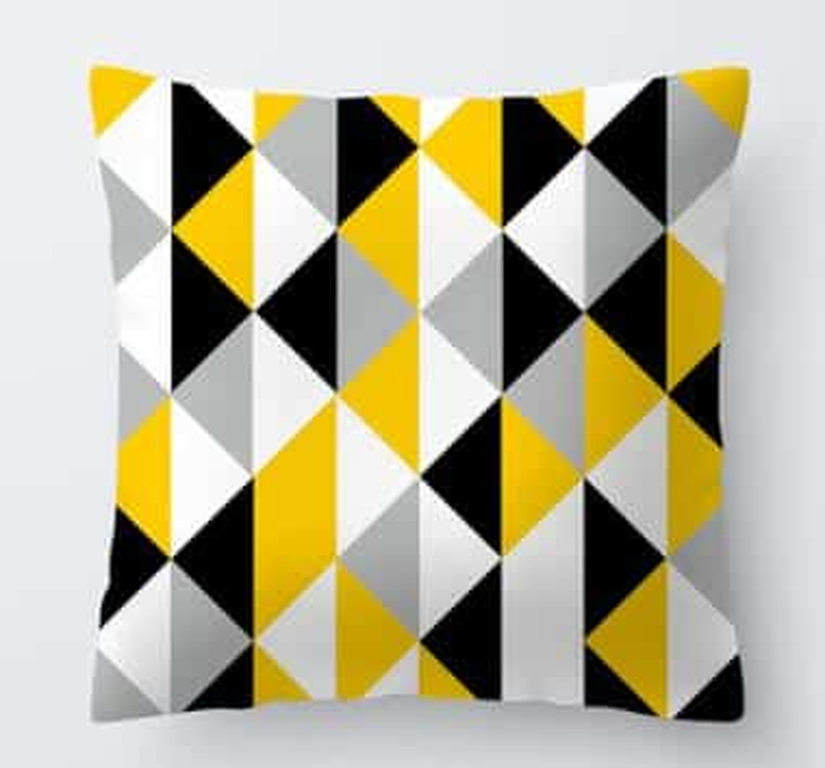 Housse de coussin jaune, triangles assemblés en losanges jaunes, noirs et gris, modèle 9