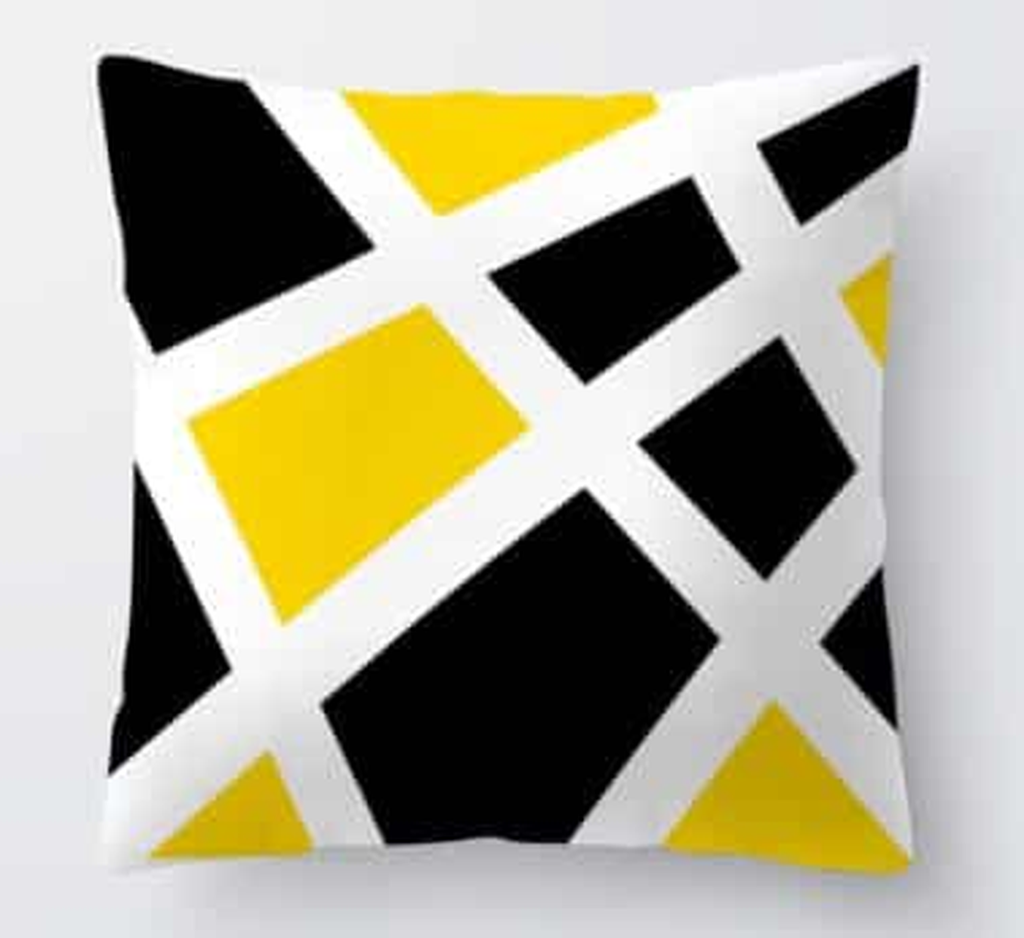 Housse de coussin jaune, bandes diagonales jaunes et noires sur fond blanc, modèle 33
