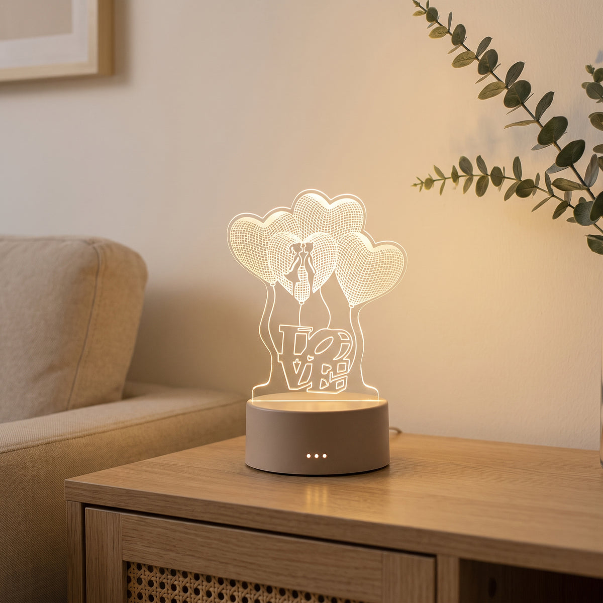 Lampe veilleuse 3D en acrylique motif love dans un intérieur chaleureux