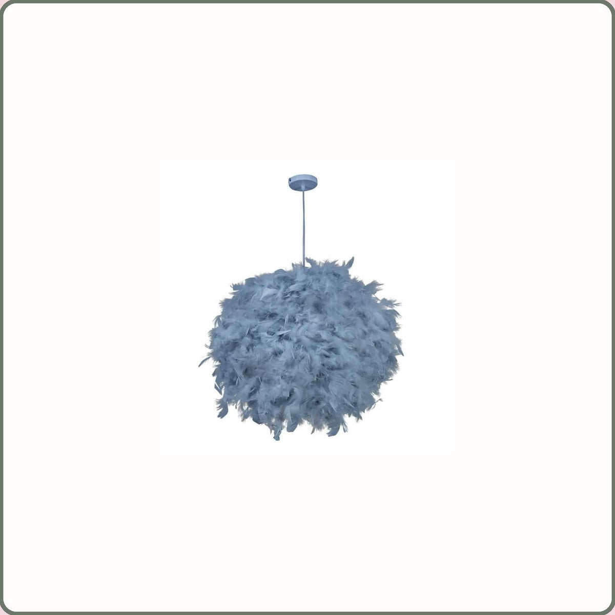 Suspension boule à plumes bleue avec sa rosace ronde