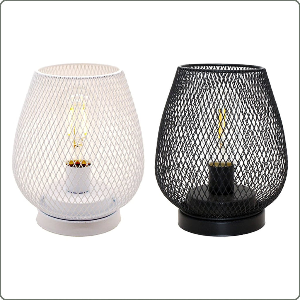 Lampes de table en fer ajouré blanche et noire