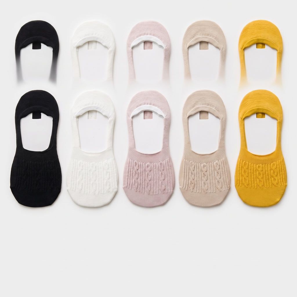 Un lot de cinq paires de socquettes invisibles
