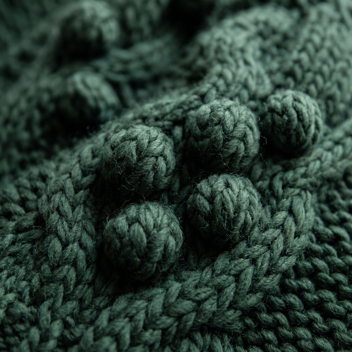 Détail des bulles tricotées dans la maille