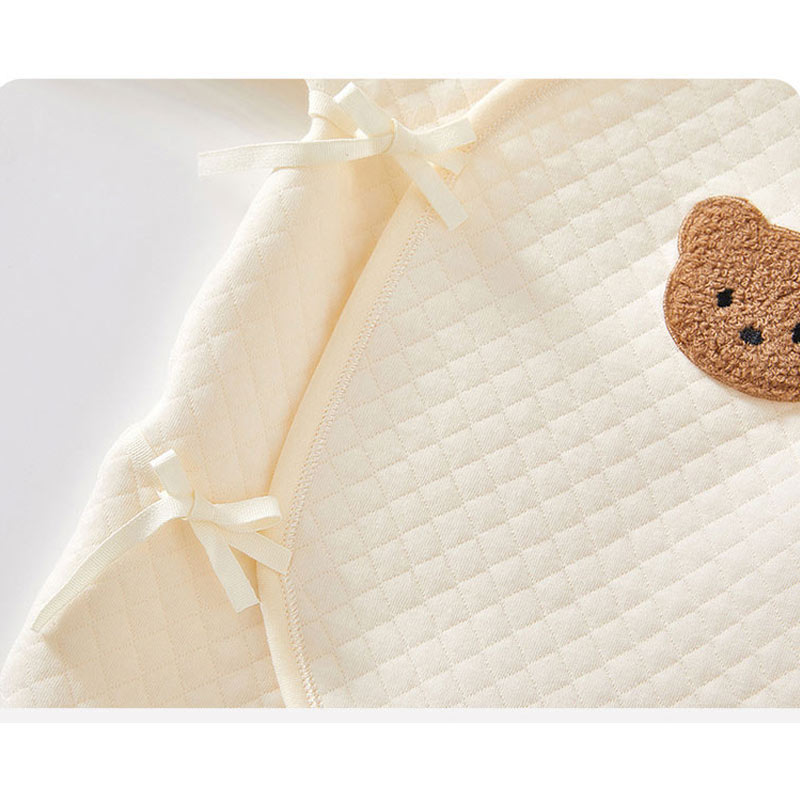Barboteuse cache-coeur beige pour bébé