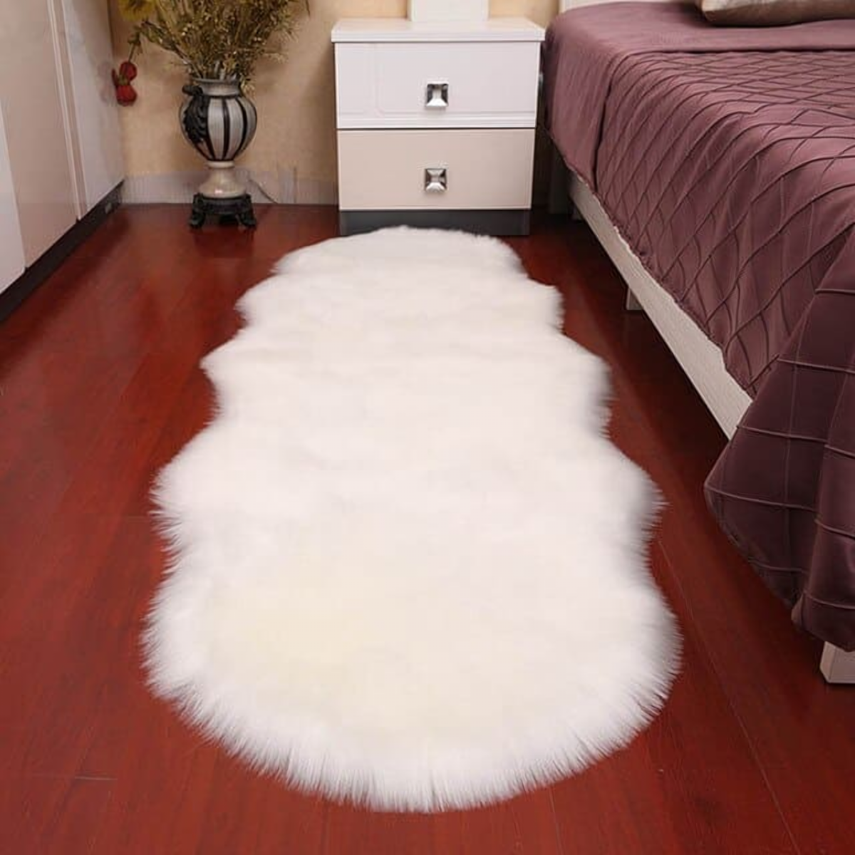 Tapis long effet fourrure blanc