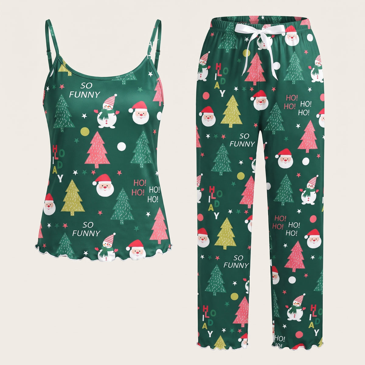 Débardeur et pantalon du pyjama de Noël femme vert isolés sur fond clair