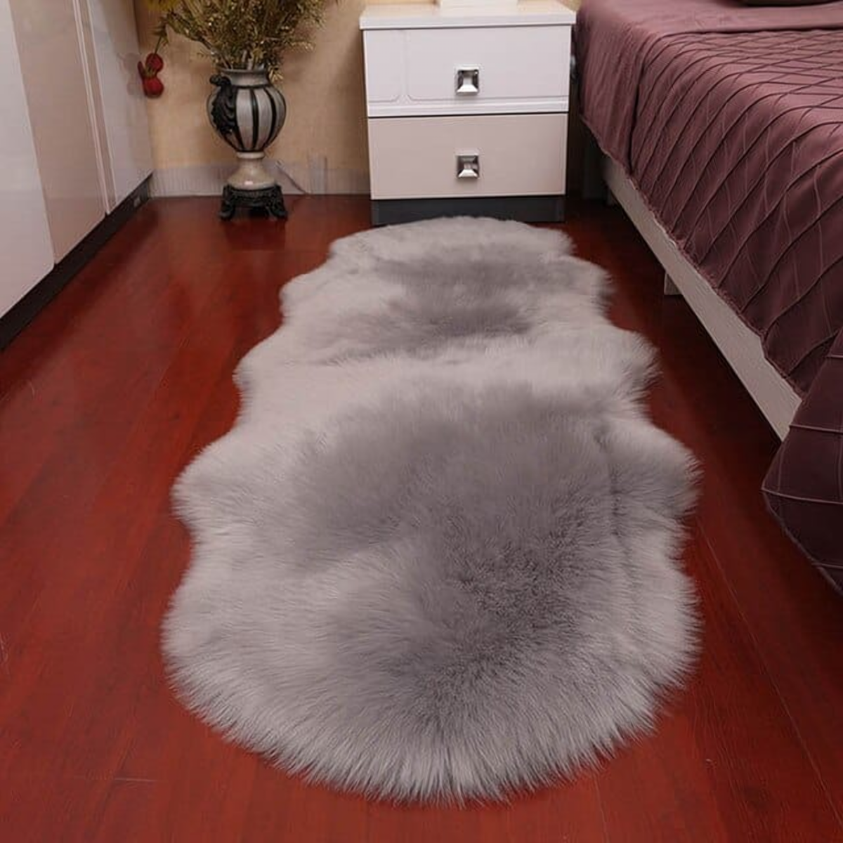 Tapis long effet fourrure gris