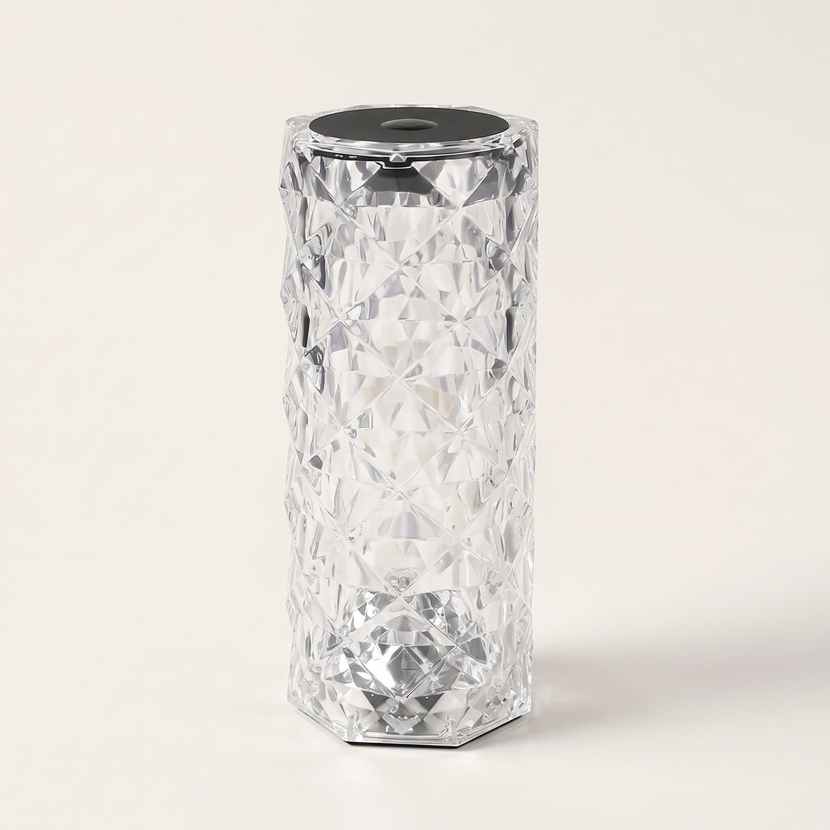 Lampe LED crystal touch éteinte, vue entière sur fond blanc cassé