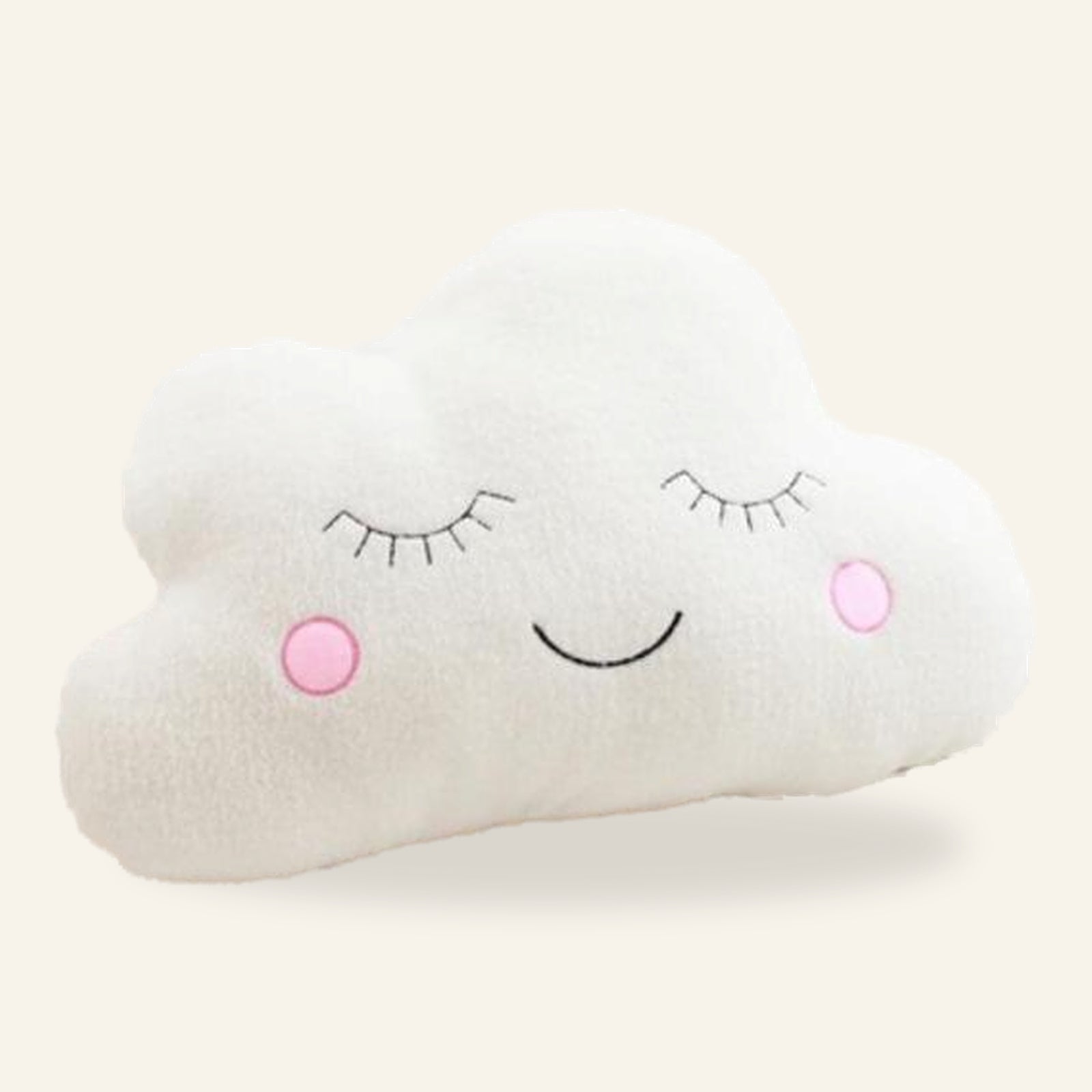 Détail du visage de la peluche nuage blanche avec yeux fermés, sourire et pommettes roses Image