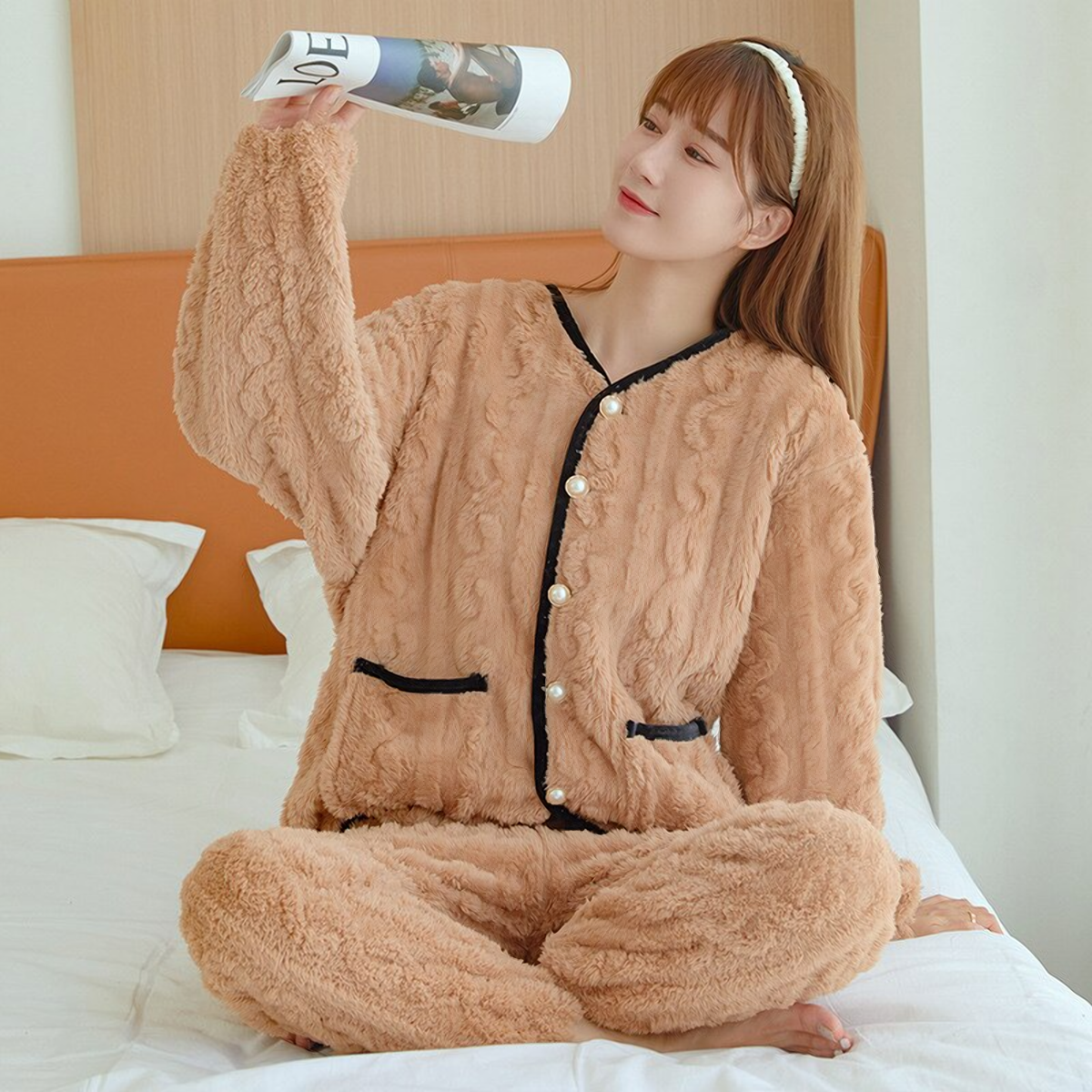 Photo fournisseur du pyjama marron à relief torsadé