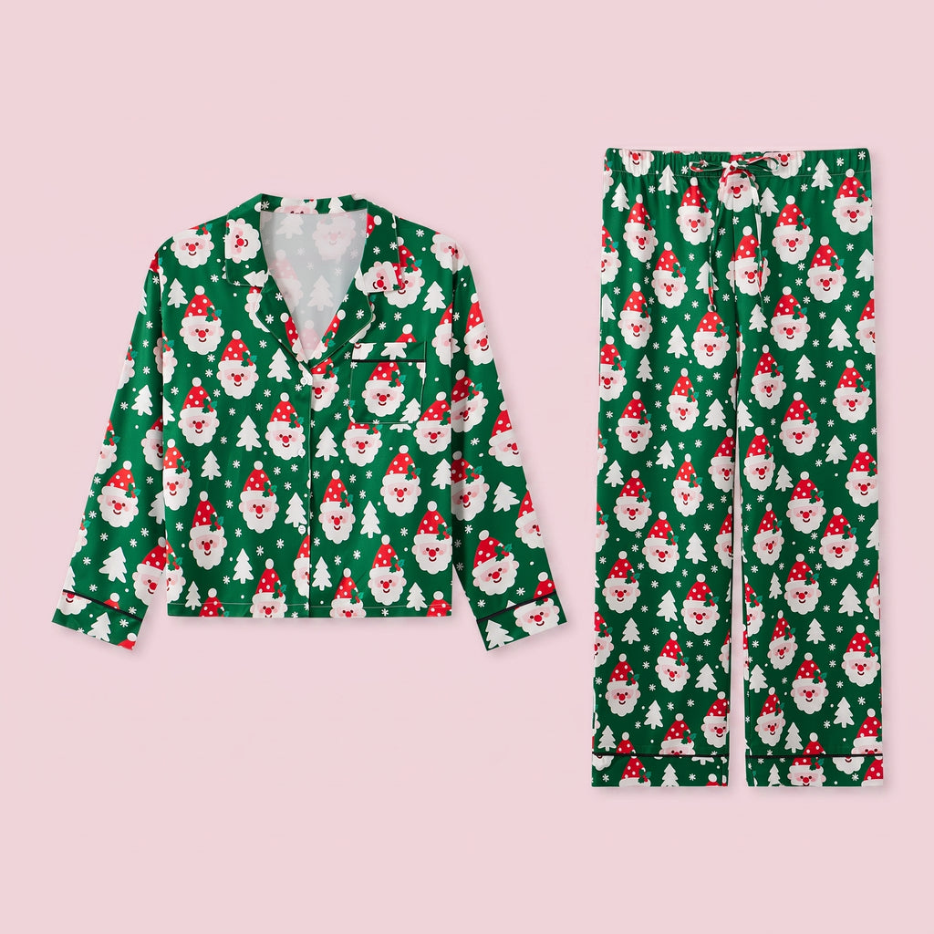 Pyjama de Noël femme vert en ghost sur fond uni rose poudré