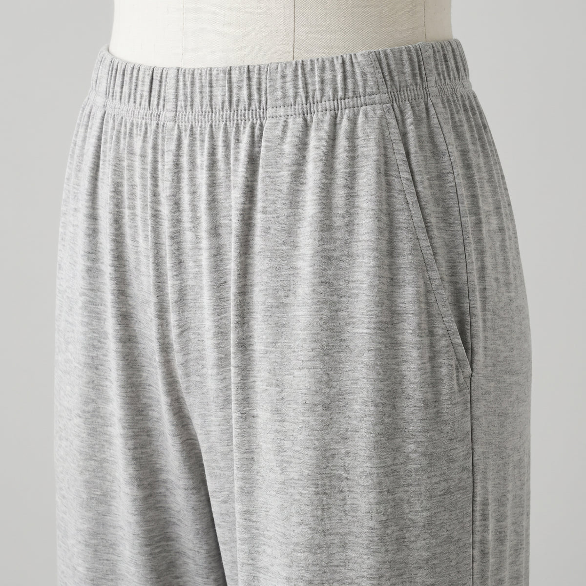 Ceinture élastiquée et ouverture de poche du pantalon de pyjama Image