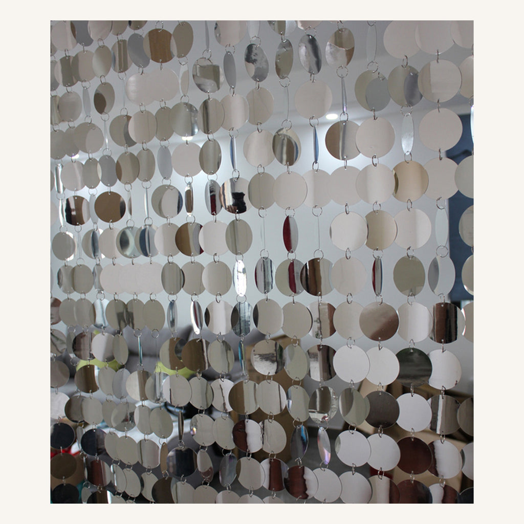 Rideau de fête à sequins ronds gris, modèle Rond gris