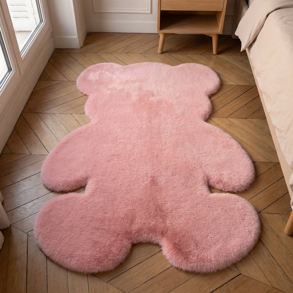 Tapis ours en fausse fourrure rose, pose au sol