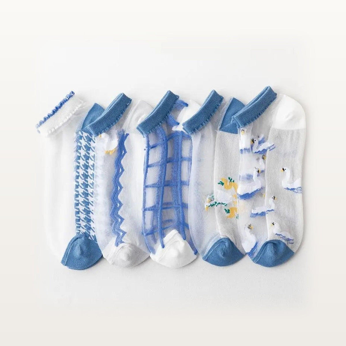 Chaussettes transparentes, détail du voile de maille