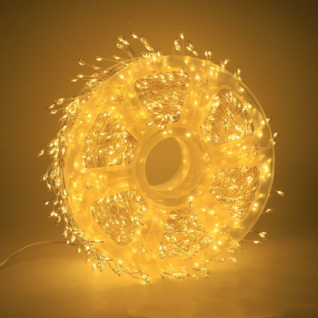 Guirlande LED blanc chaud enroulée sur sa bobine