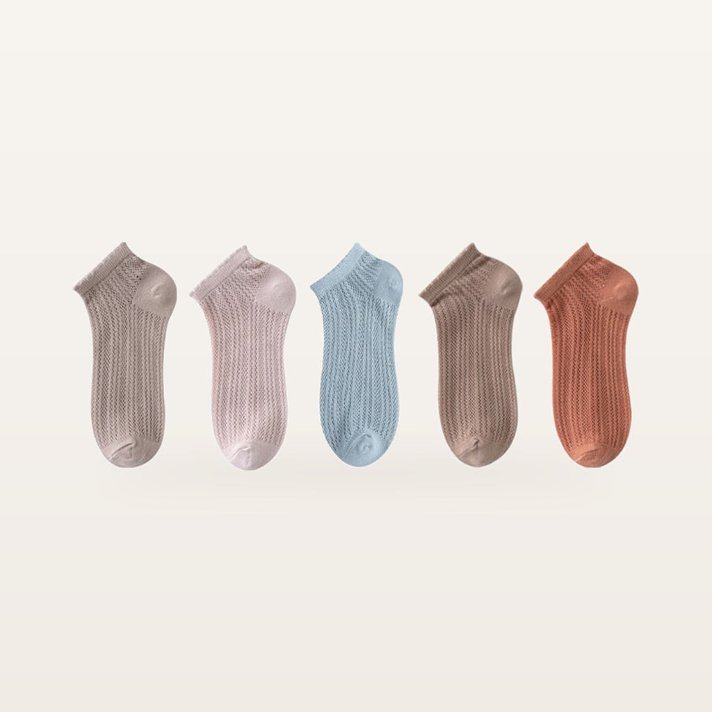 Assortiment de cinq paires de socquettes en maille ajourée : taupe, rose poudré, bleu ciel, brun et terracotta