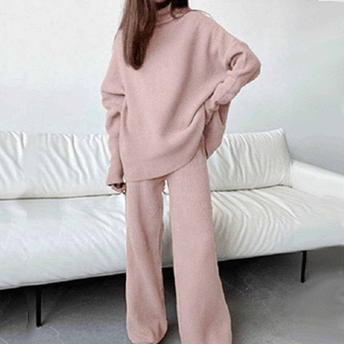 Ensemble en maille col roulé et pantalon large pour femme, coloris rose poudré